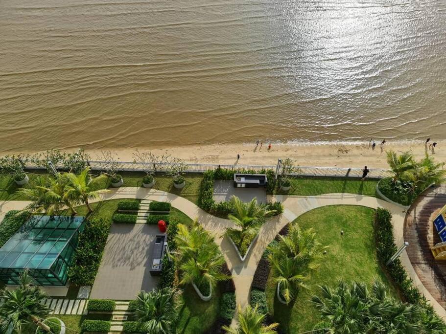 Cozy Seaview Studiosuite Hs Sweet Homestay Kuantan Exterior photo